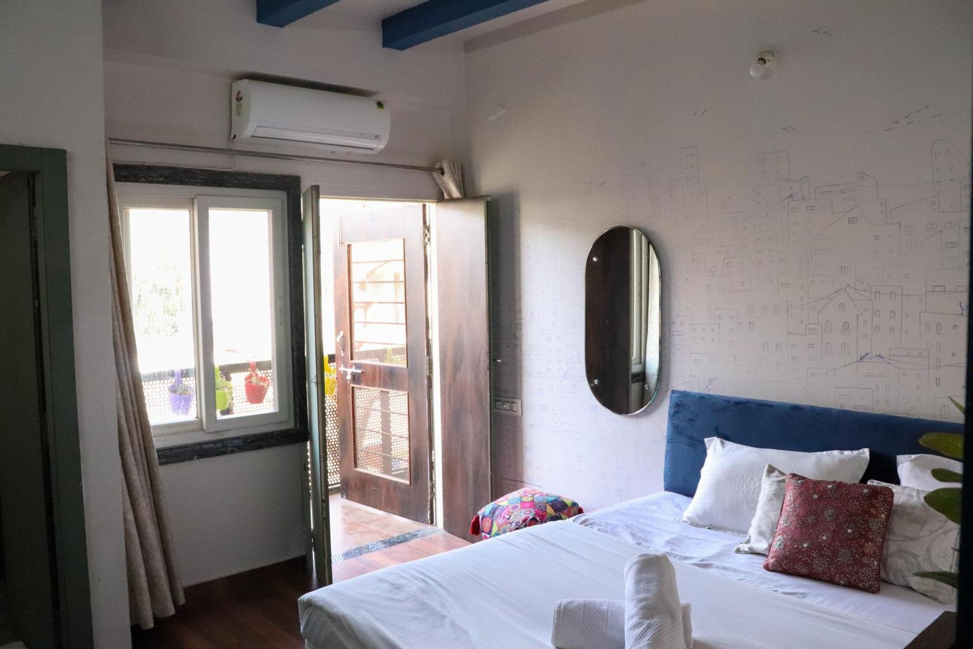 Hotel Blue Door Būndi Exterior foto